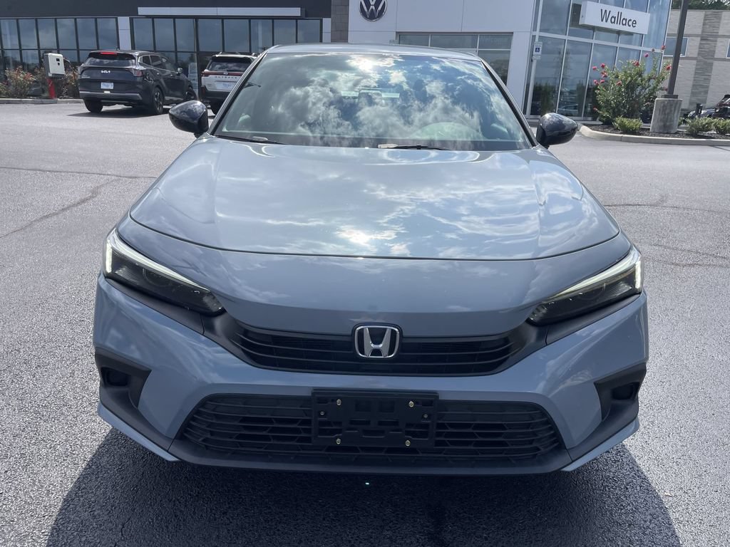 Used 2023 Honda Civic Sport image 2