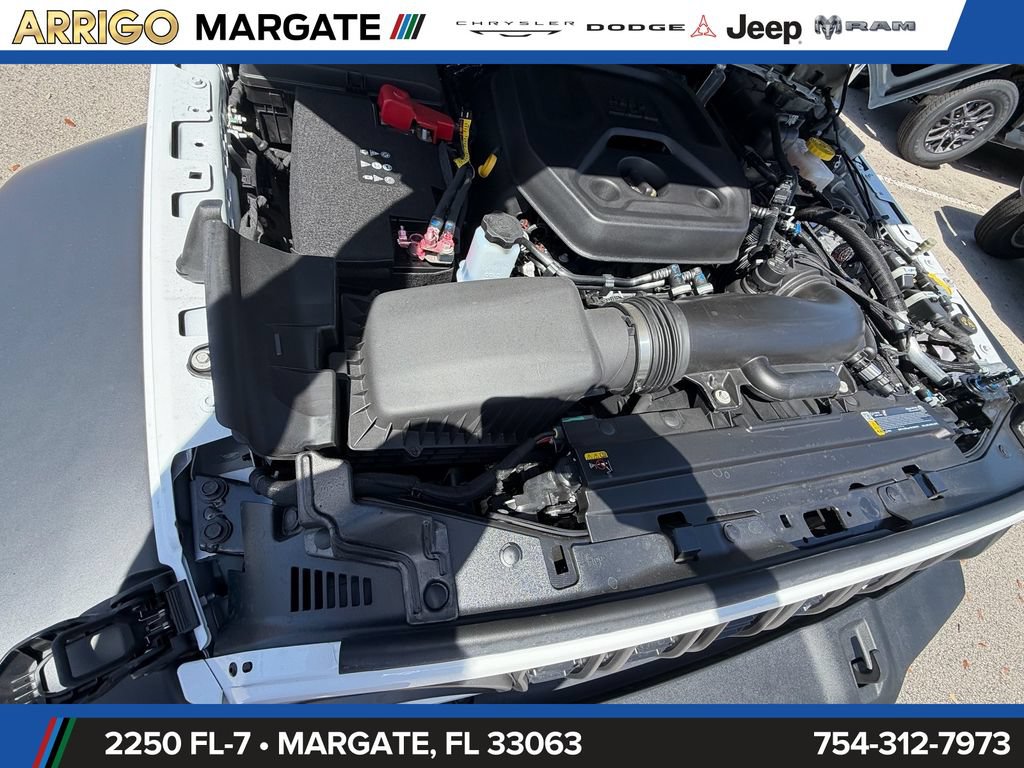 New 2026 Jeep Wrangler Unlimited Sahara AWD/4WD image 17