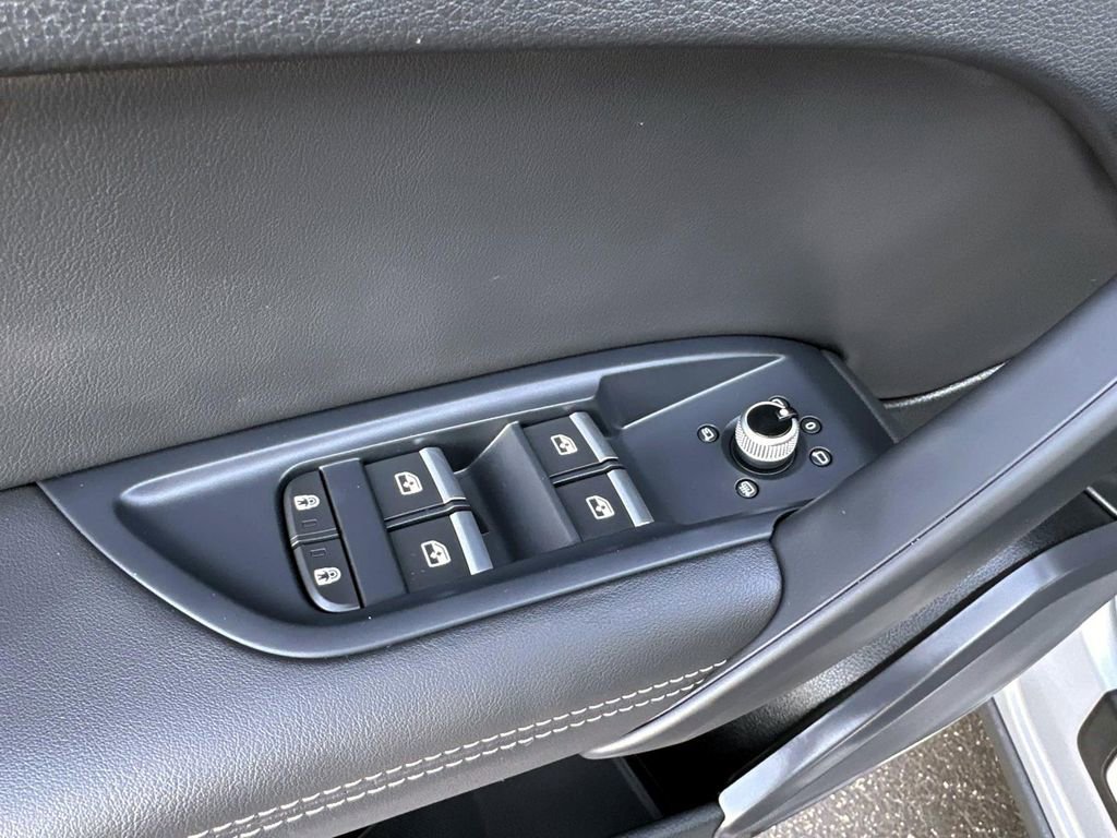 Used 2022 Audi Q5 2.0T Premium Plus w/ Premium Plus Package image 13