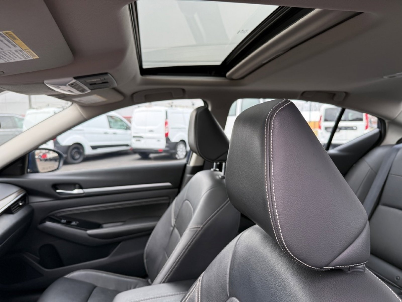 Used 2022 Nissan Altima 2.5 Platinum image 10