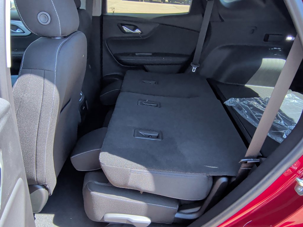 New 2026 Chevrolet Blazer LT w/ Convenience Package FWD image 37