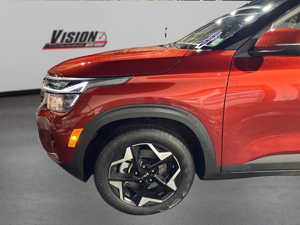 Certified 2025 Kia Seltos S image 12