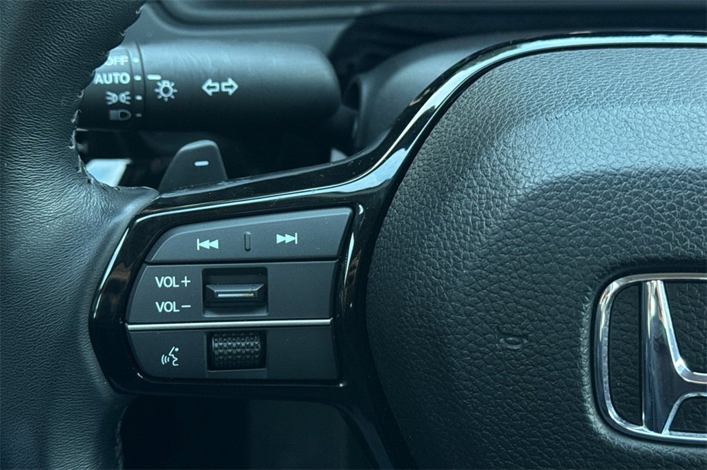 Used 2023 Honda Accord Touring image 28