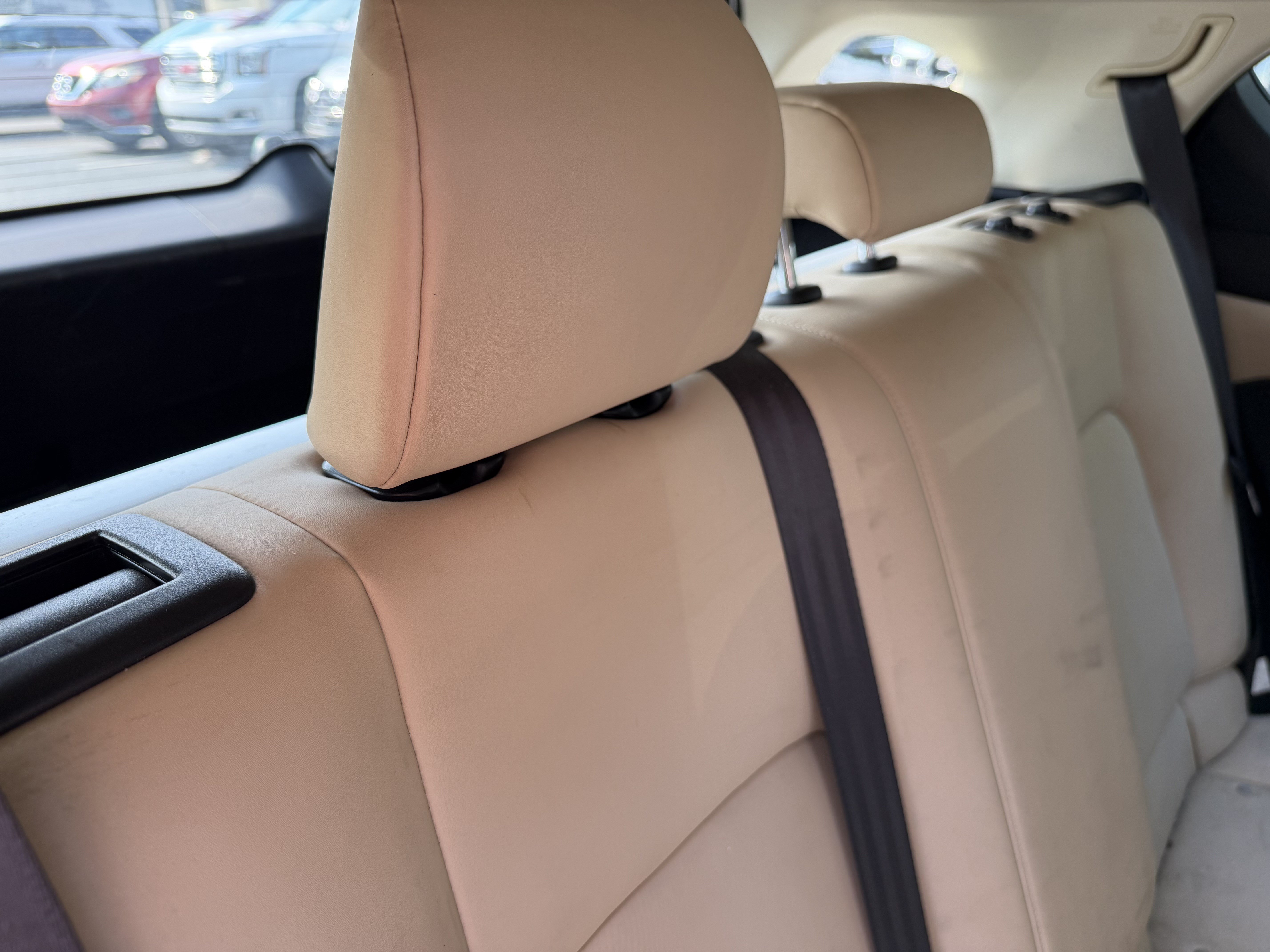 Used 2014 Lexus CT 200h FWD image 36