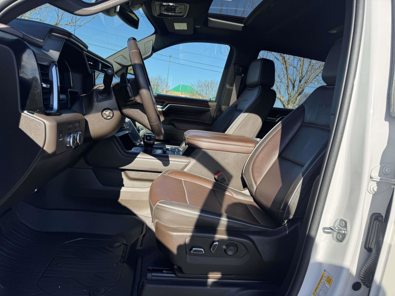 Used 2023 GMC Sierra 1500 Denali image 14