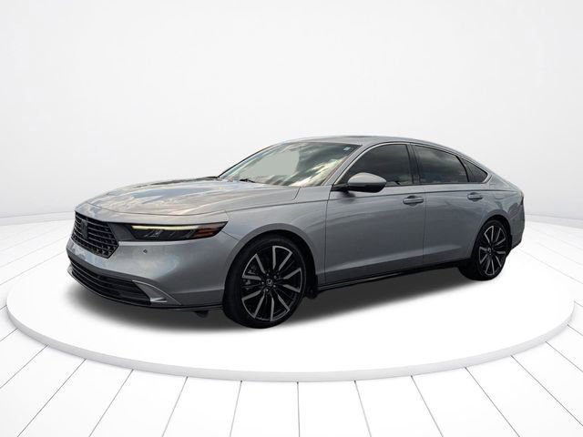 Used 2023 Honda Accord Touring image 7
