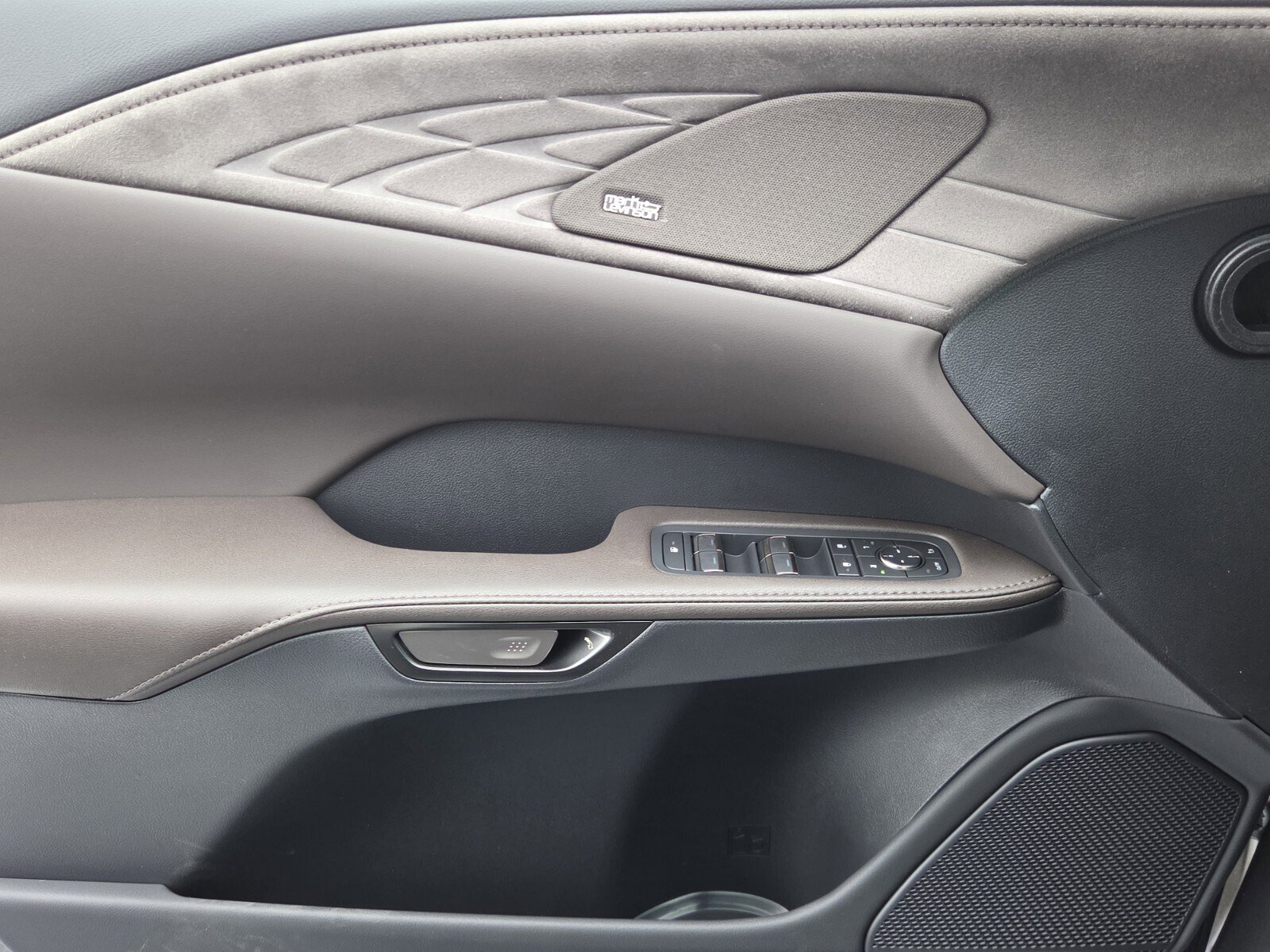 New 2026 Lexus RX 450h AWD w/ Convenience Package image 32