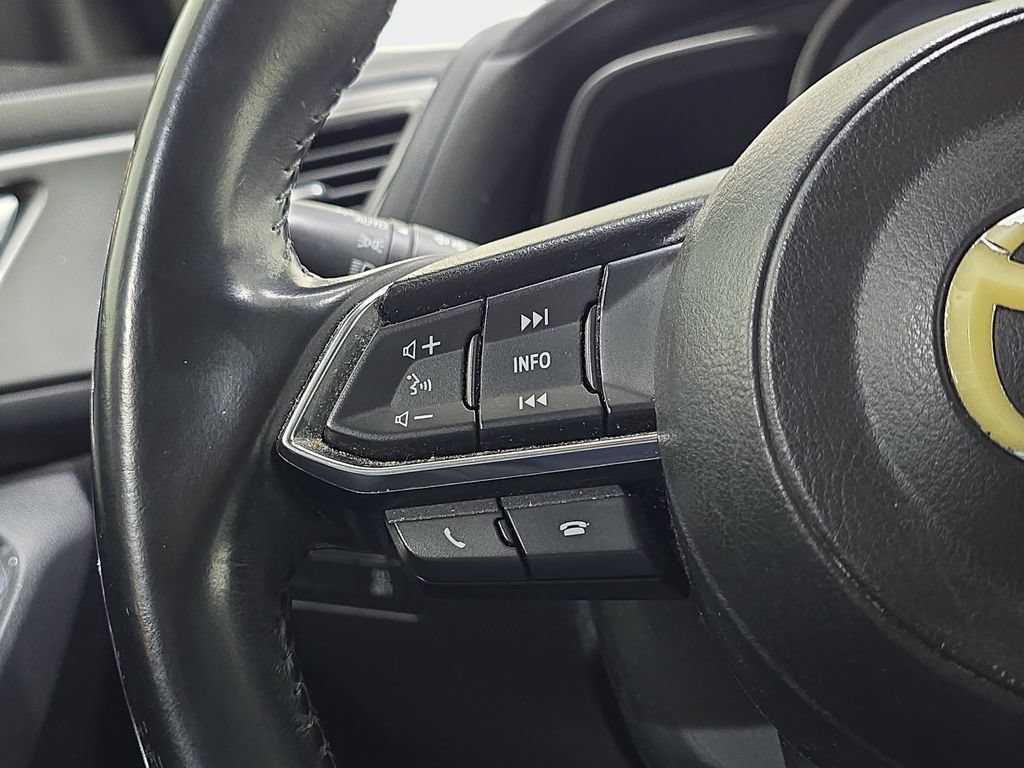 Used 2018 MAZDA MAZDA3 Touring FWD image 18