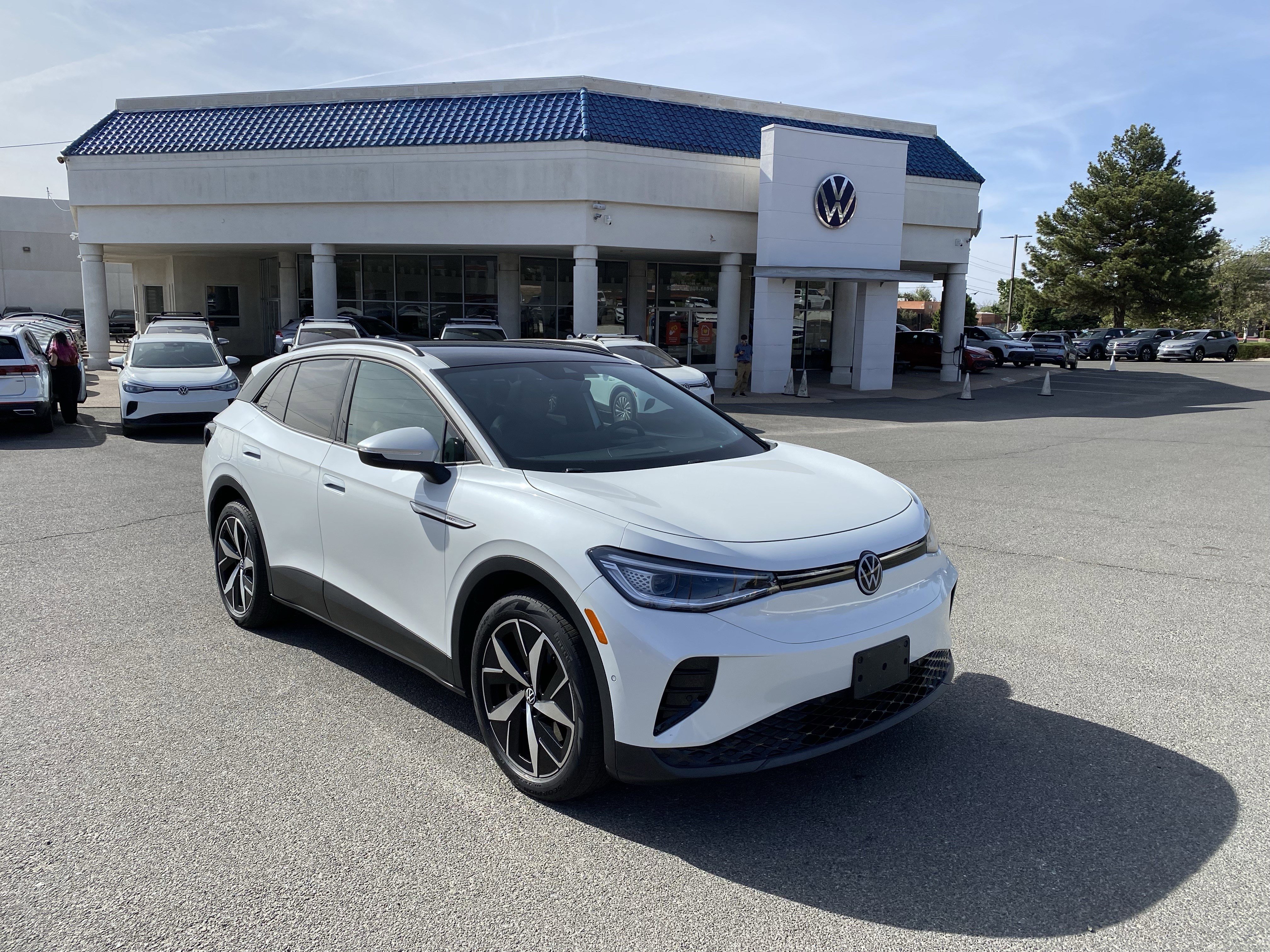 Used 2023 Volkswagen ID.4 Pro S image 32