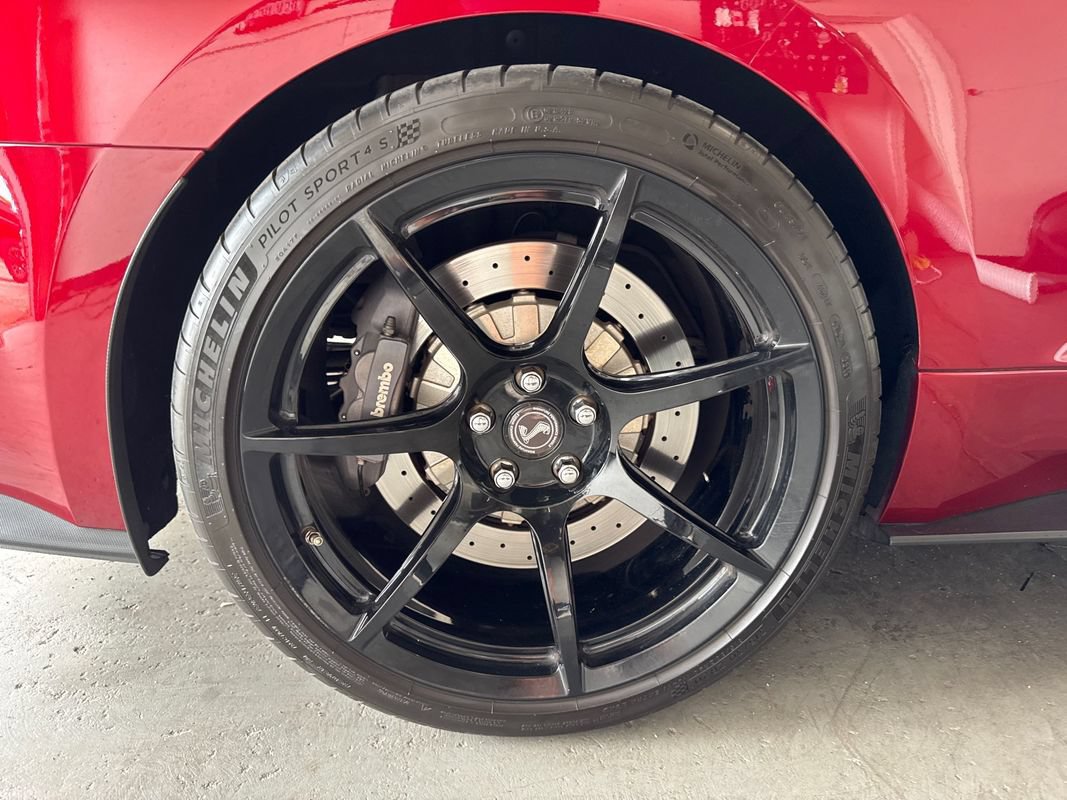 Used 2017 Ford Mustang Shelby GT350 RWD image 18