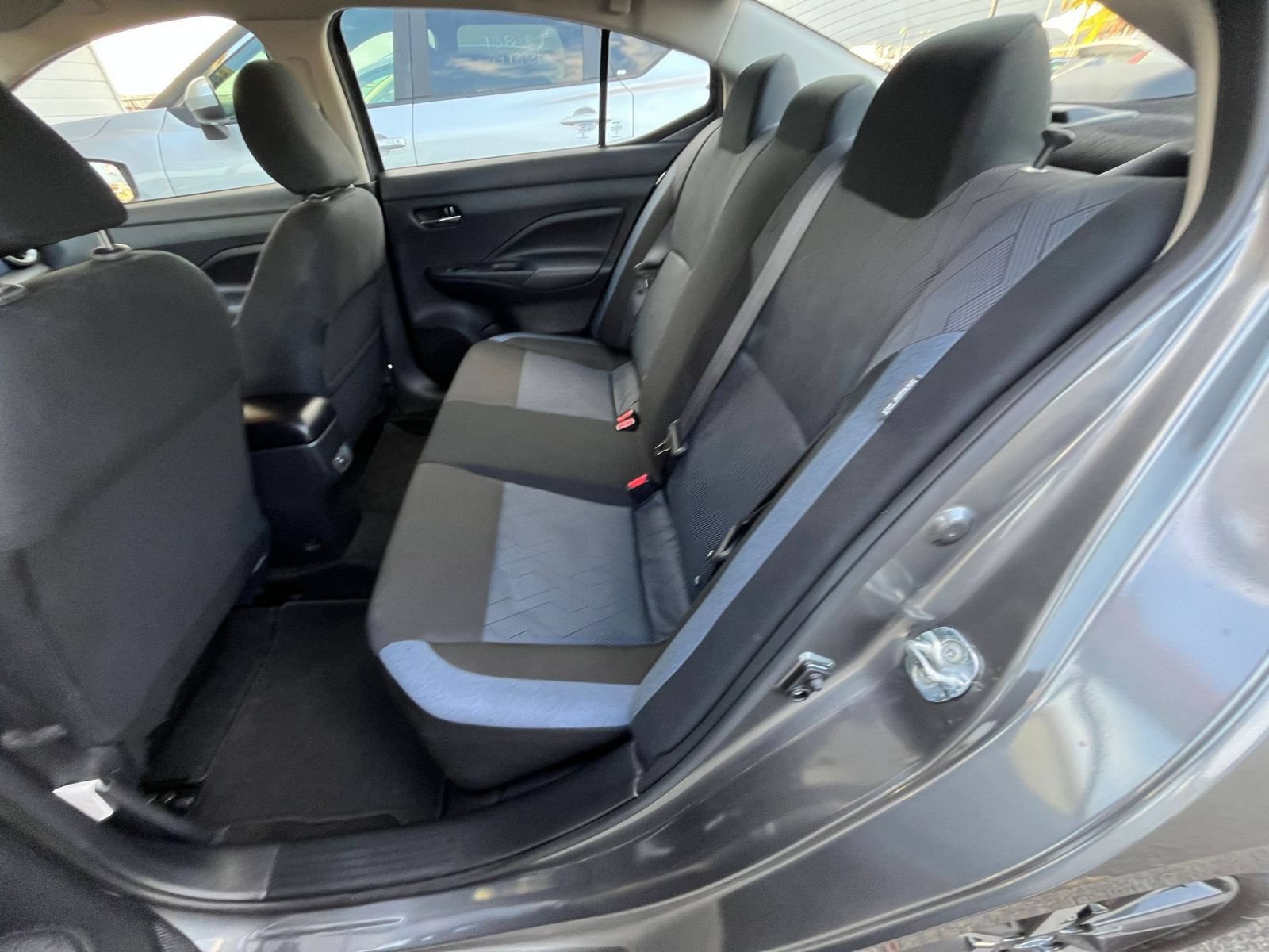 Used 2025 Nissan Versa SV FWD image 19