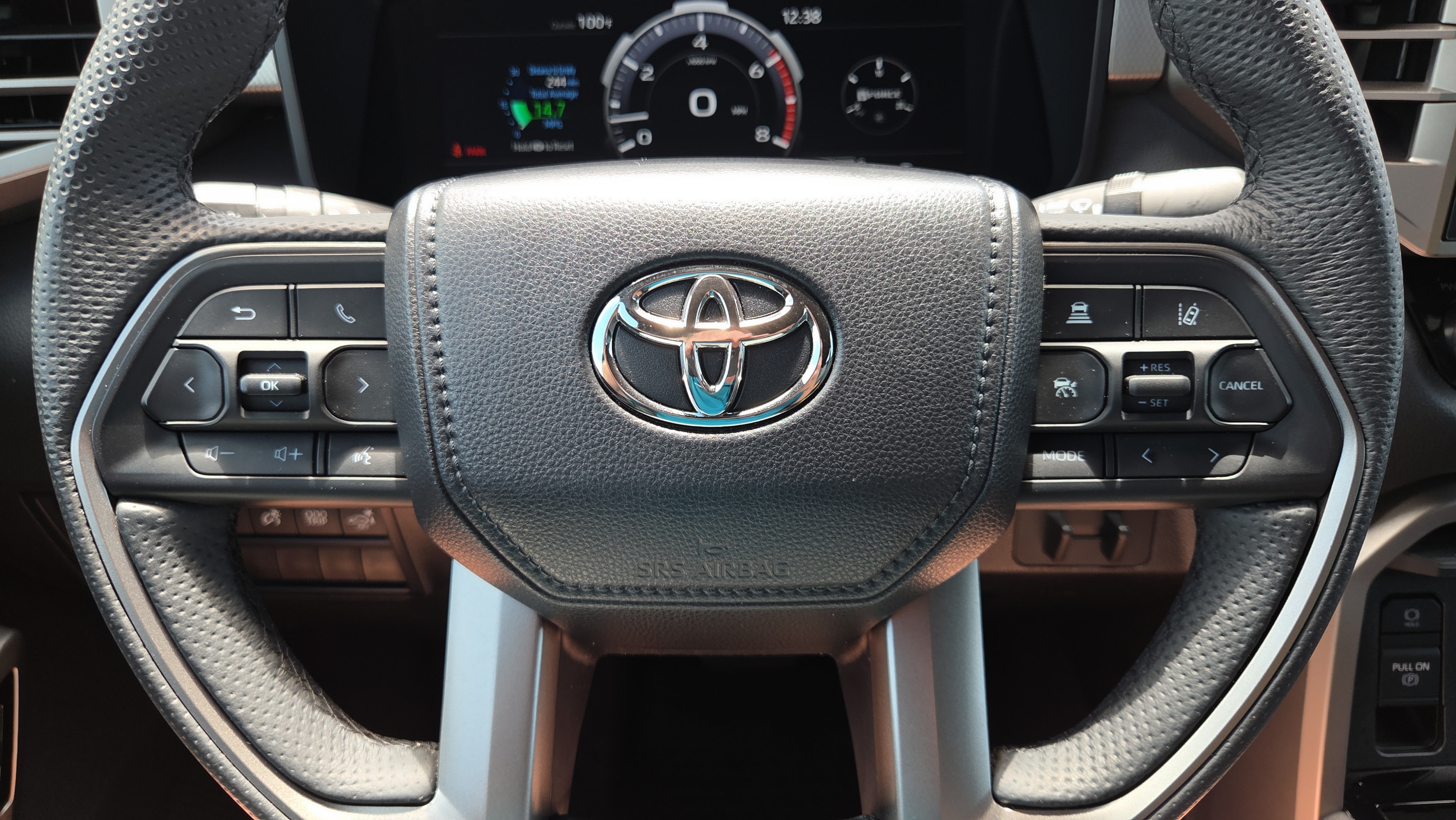 Certified 2025 Toyota Tundra Limited AWD/4WD image 28