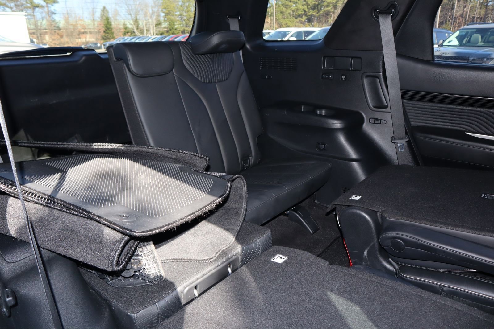 Used 2023 Hyundai Palisade Calligraphy image 23