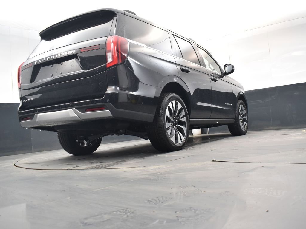 New 2026 Ford Expedition Platinum w/ Driver's Package image 16