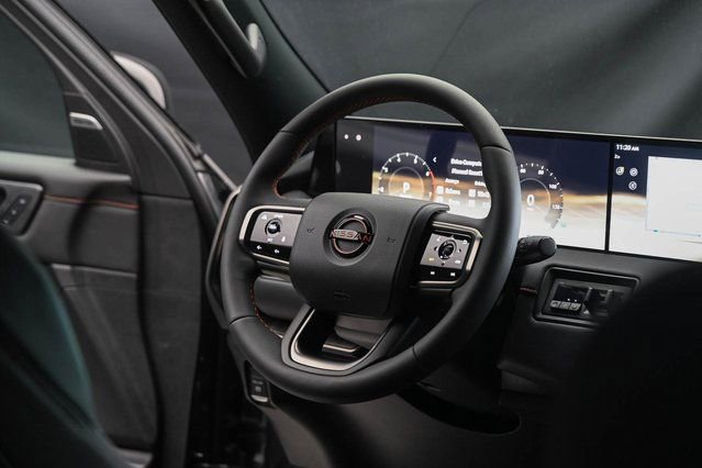 New 2025 Nissan Armada PRO-4X image 15