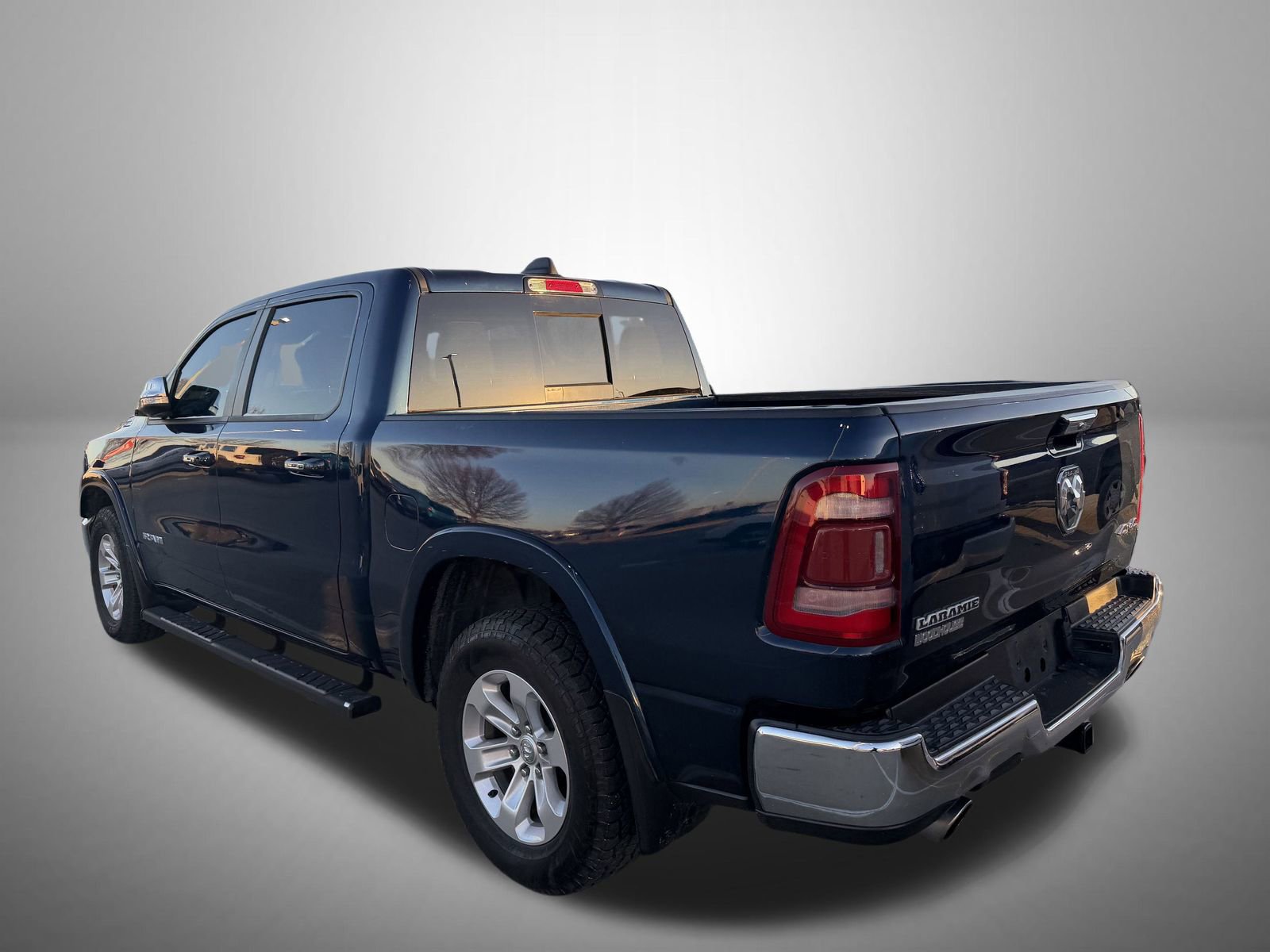 Used 2020 RAM 1500 Laramie image 4
