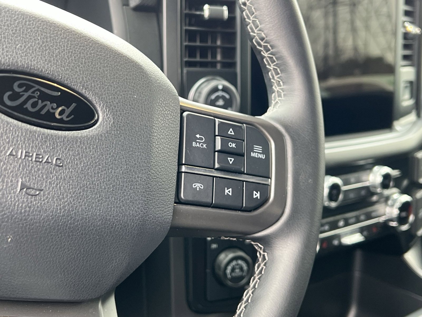 Used 2024 Ford F150 XLT w/ Equipment Group 302A MID image 29