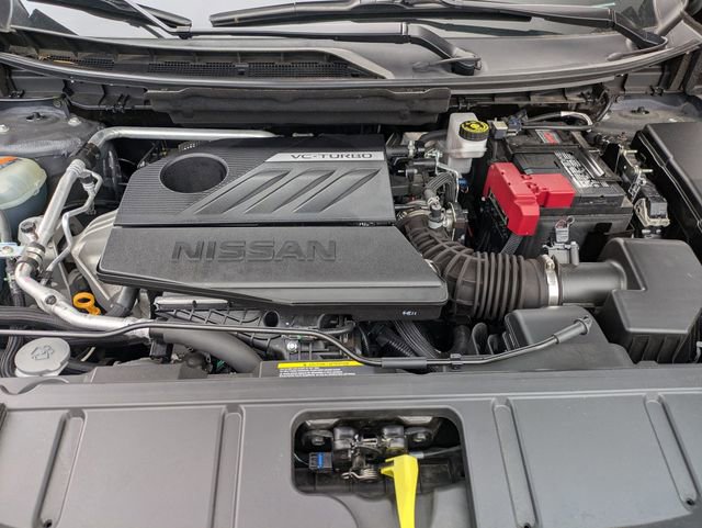 Certified 2025 Nissan Rogue SV image 12