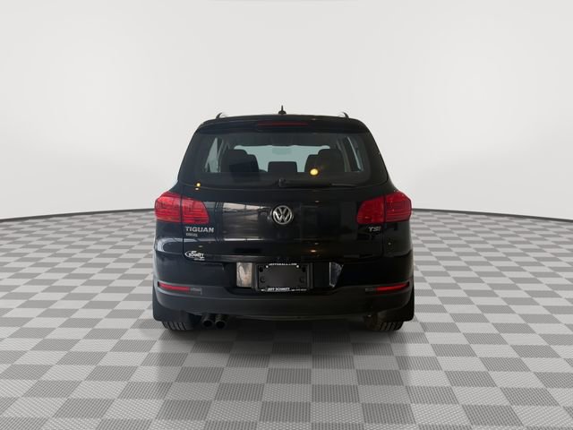 Used 2017 Volkswagen Tiguan Limited w/ Premium Package image 9