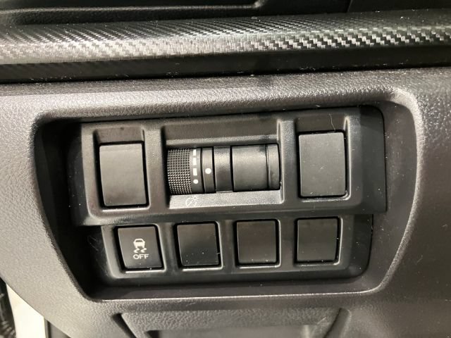 Used 2018 Subaru Impreza 2.0i Premium w/ Popular Package #2 AWD/4WD image 50