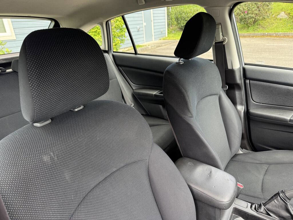 Used 2012 Subaru Impreza 2.0i AWD/4WD image 17