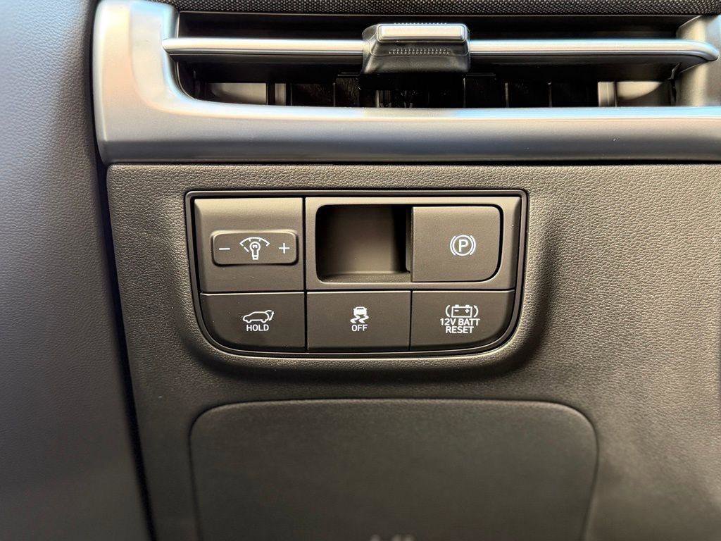 New 2026 Hyundai Tucson Limited image 26