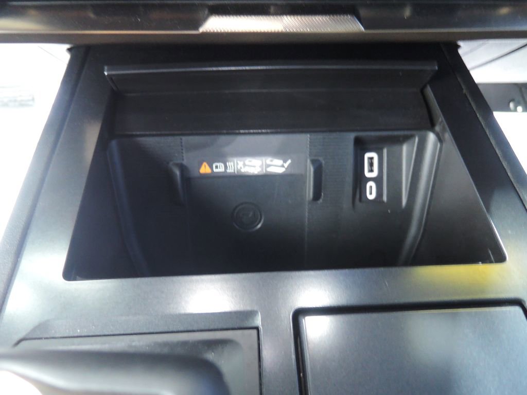 Used 2024 GMC Hummer EV 3X w/ LPO, Illumination Package AWD/4WD image 22