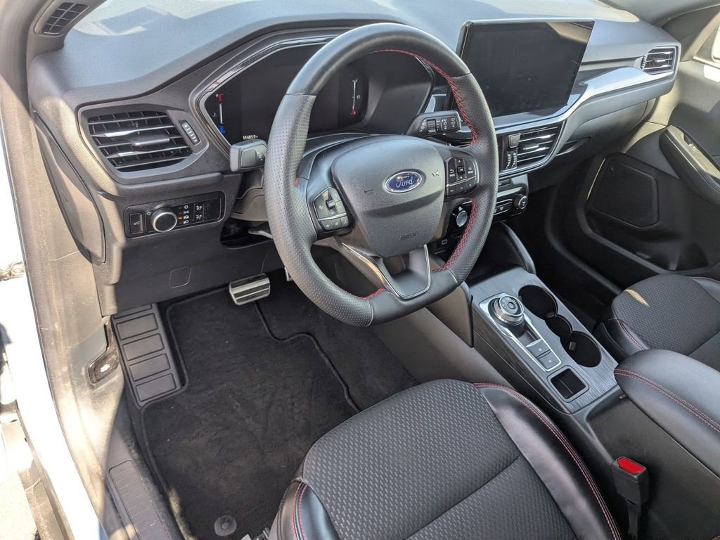 Used 2024 Ford Escape ST-Line w/ Tech Pack #1 image 10