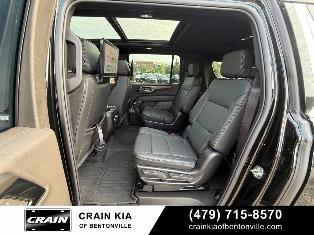 Used 2026 GMC Yukon XL Denali w/ Denali Reserve Package AWD/4WD image 25