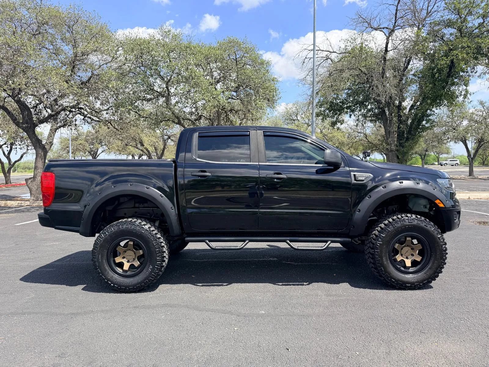 Used 2019 Ford Ranger XLT w/ Equipment Group 302A Luxury AWD/4WD image 8