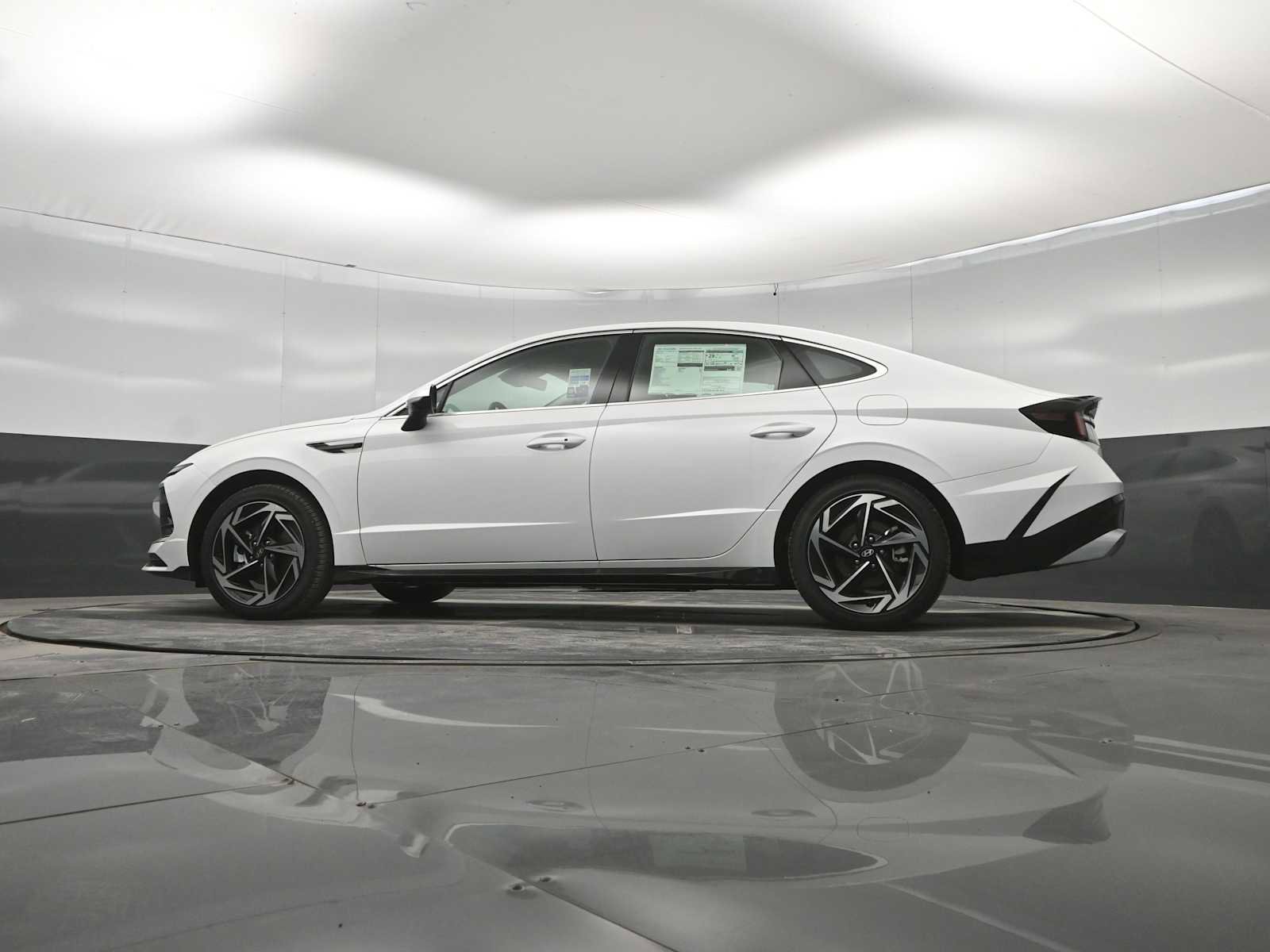 New 2026 Hyundai Sonata SEL FWD image 35