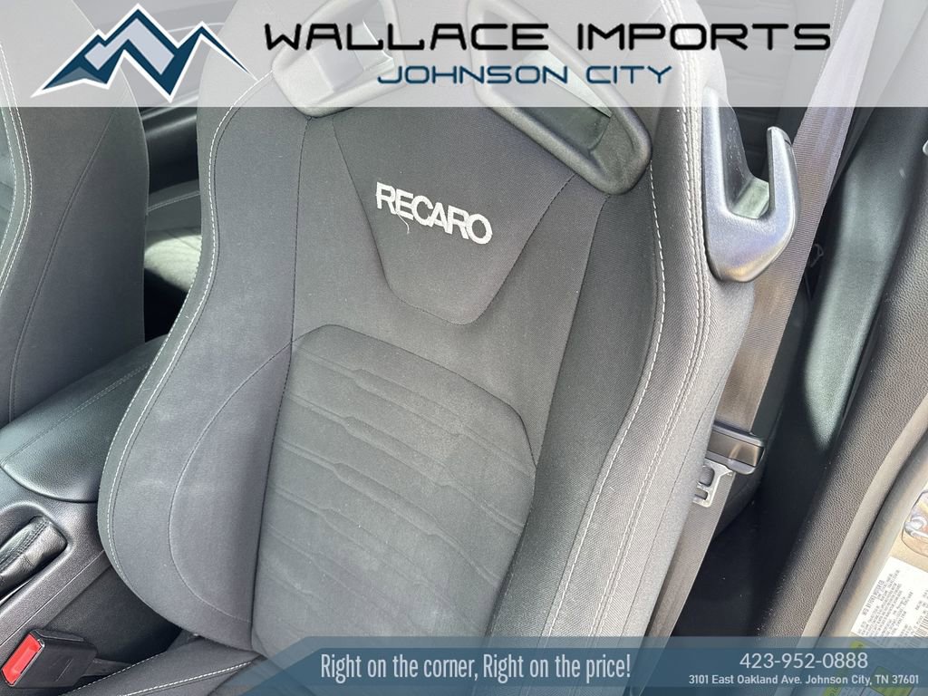 Used 2023 Ford Mustang Mach 1 RWD image 34