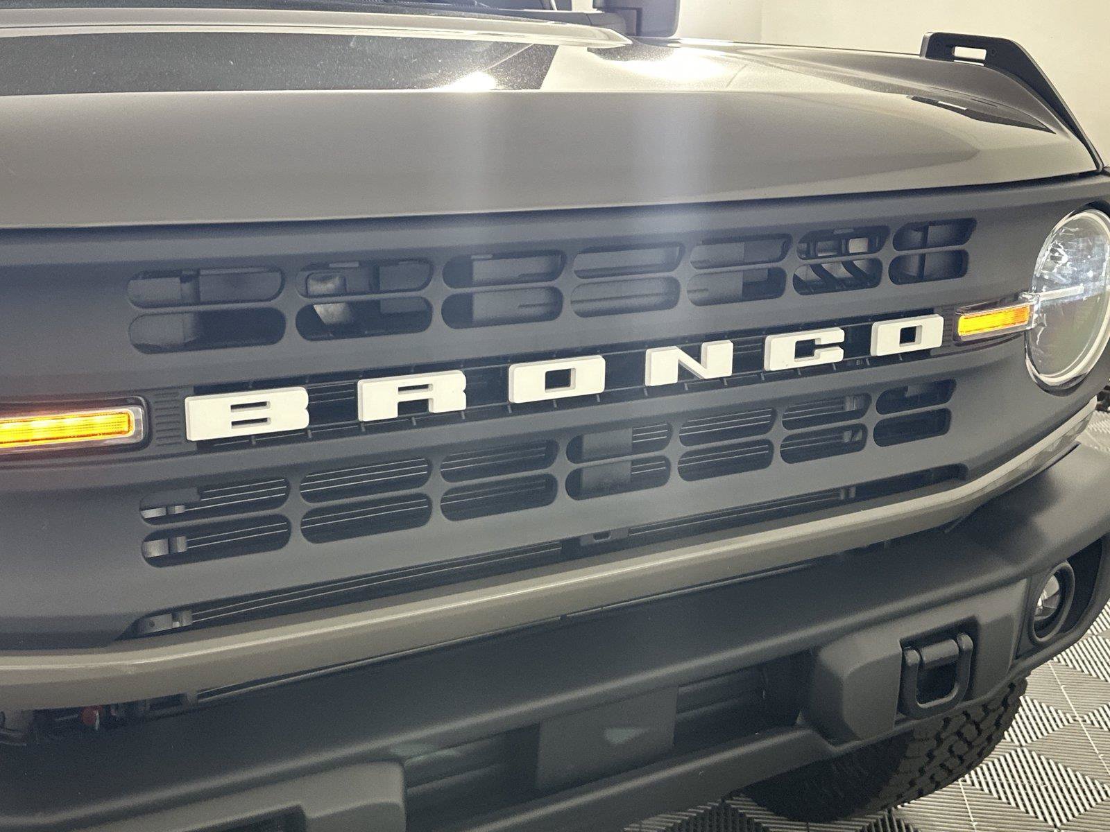 New 2026 Ford Bronco Big Bend w/ Black Diamond Package AWD/4WD image 14
