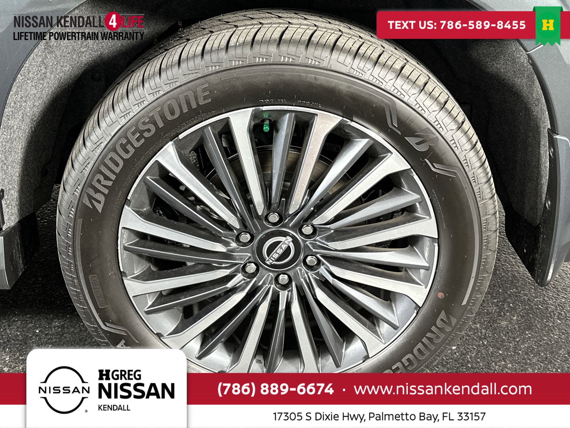 New 2025 Nissan Armada Platinum Reserve image 14