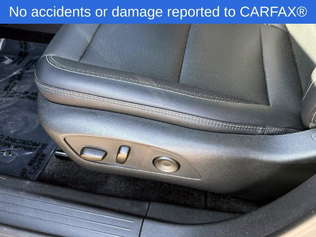 Certified 2024 Chevrolet Equinox EV LT FWD image 20
