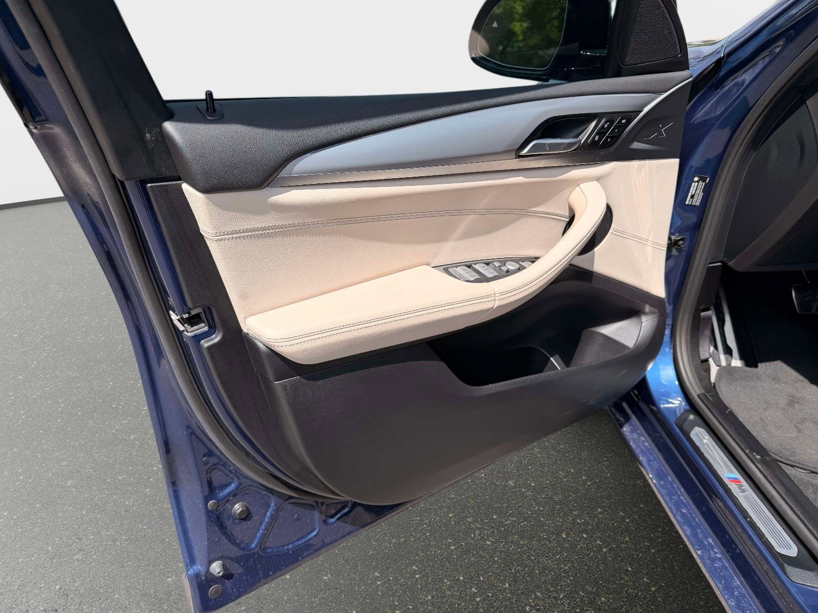 Used 2023 BMW X3 sDrive30i w/ M Sport Package image 15