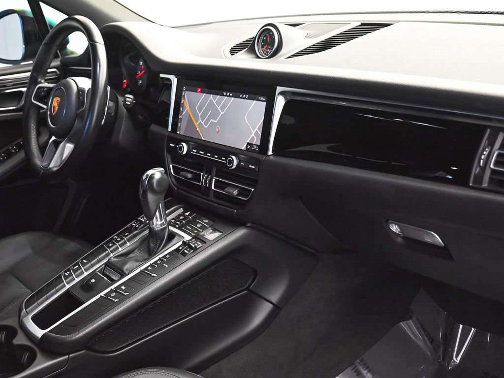 Used 2021 Porsche Macan S image 37