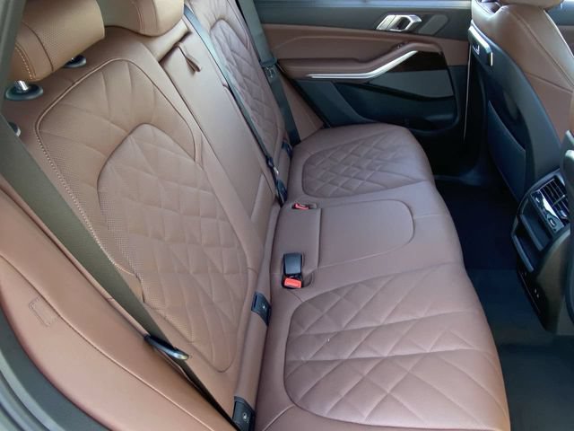Used 2026 BMW X5 xDrive50e w/ Executive Package AWD/4WD image 13