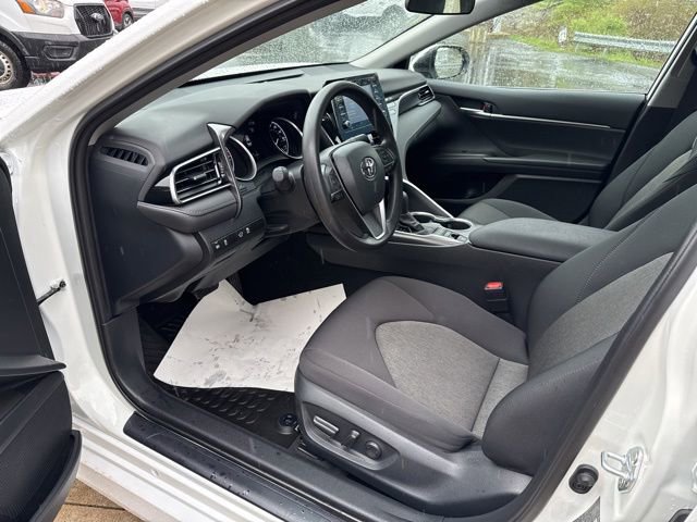 Used 2023 Toyota Camry LE AWD/4WD image 6