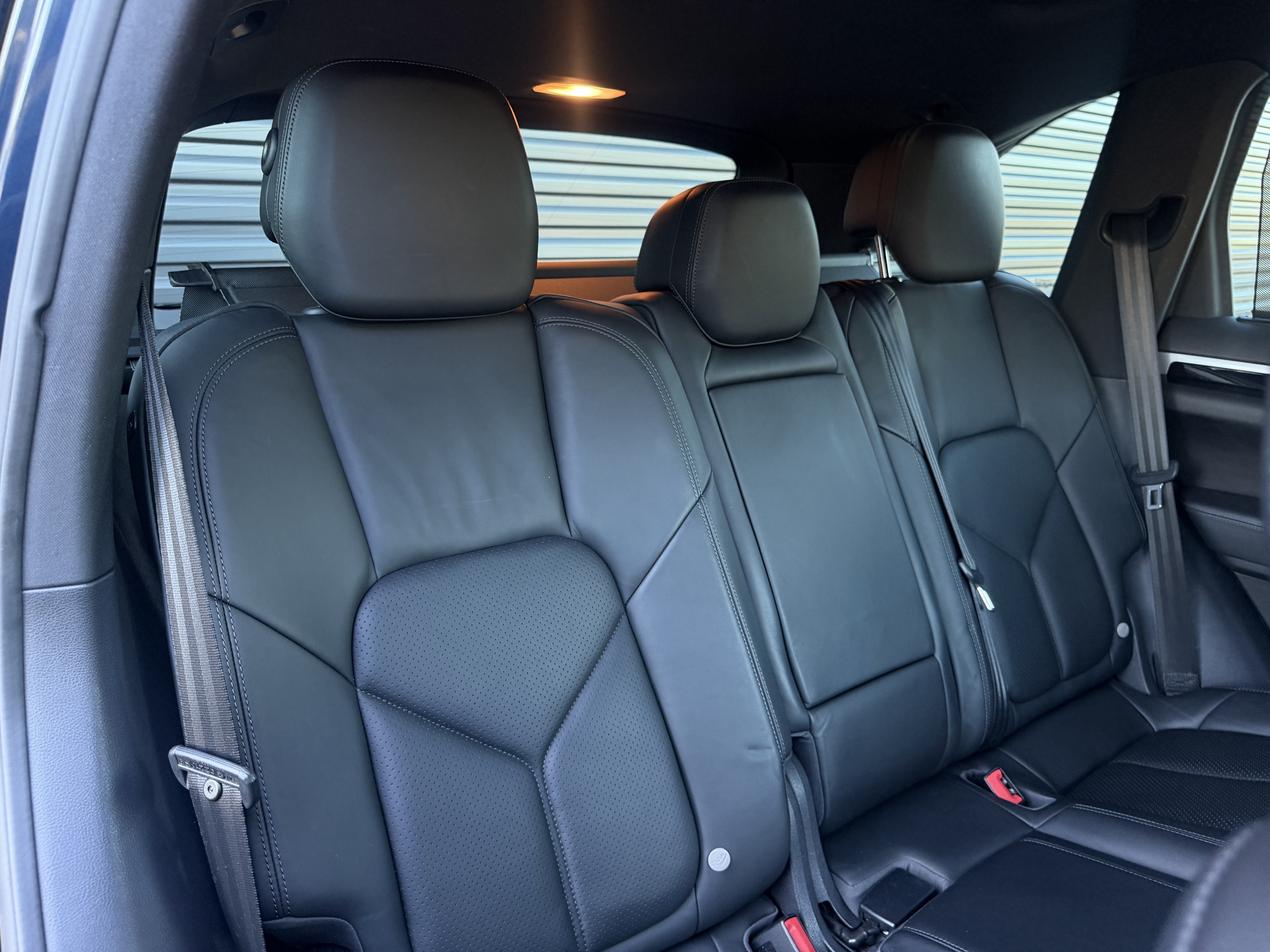 Used 2013 Porsche Cayenne S AWD/4WD image 19
