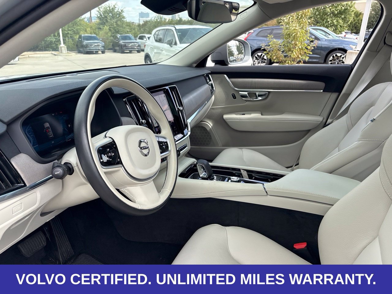 Certified 2025 Volvo V90 B6 Cross Country Plus AWD/4WD image 20
