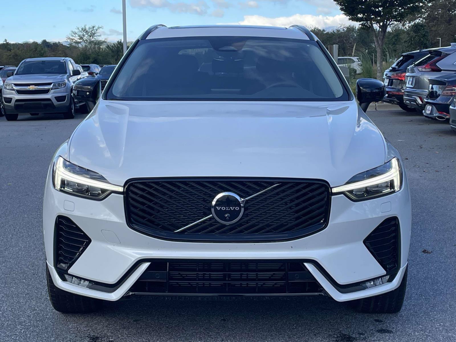 New 2026 Volvo XC60 B5 Plus w/ Climate Package AWD/4WD image 23