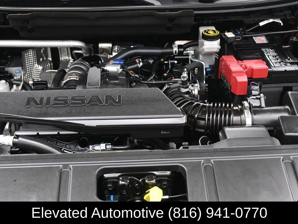 Used 2025 Nissan Rogue S image 23