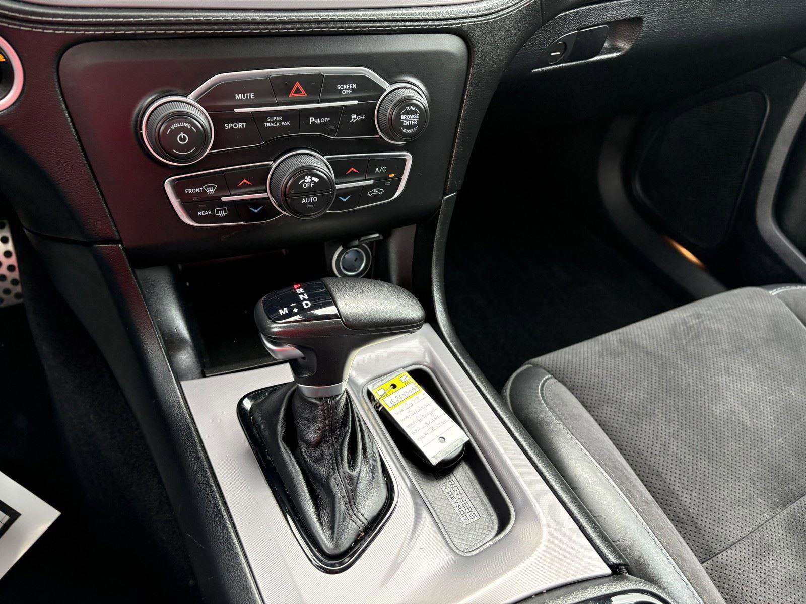 Used 2023 Dodge Charger R/T w/ Plus Group image 15