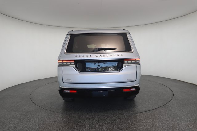 Used 2023 Jeep Grand Wagoneer Series III image 14