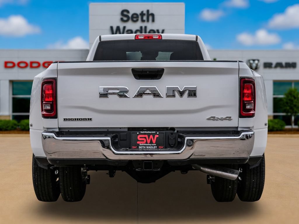 New 2026 RAM 3500 Big Horn AWD/4WD image 6