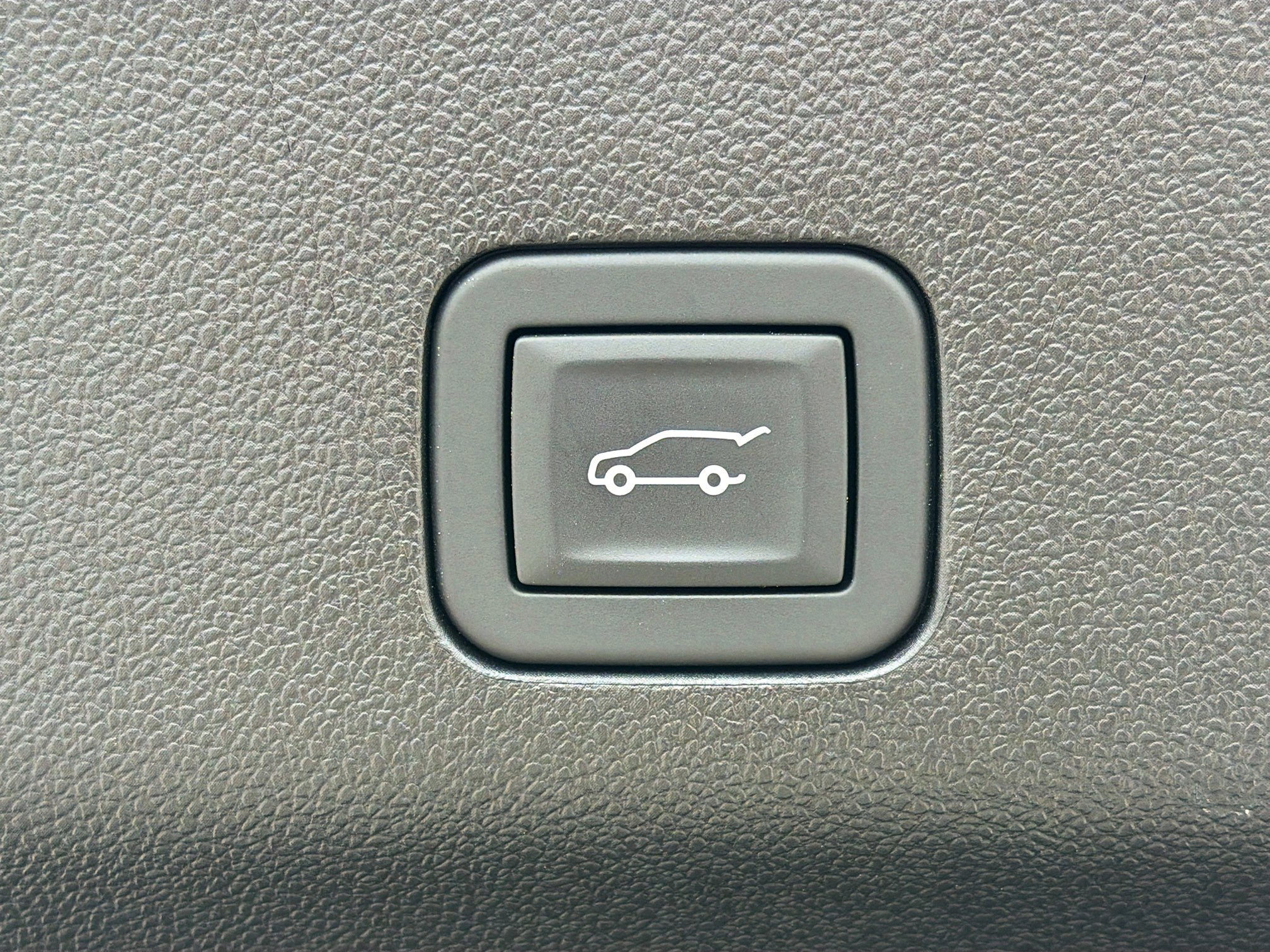 Used 2026 Chevrolet Tahoe RST w/ Comfort Package image 14