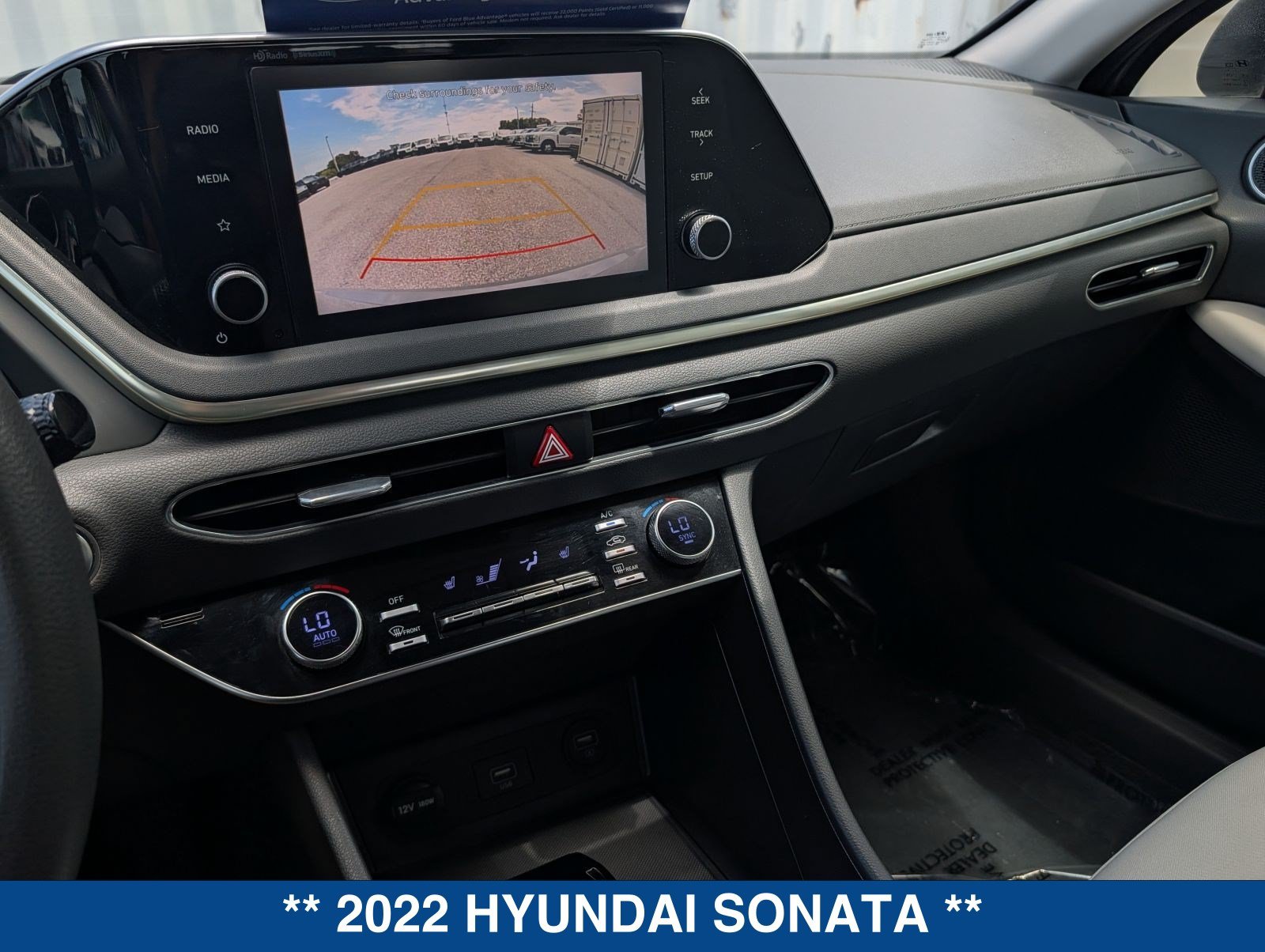 Used 2022 Hyundai Sonata SEL w/ Preferred Accessory Package FWD image 29