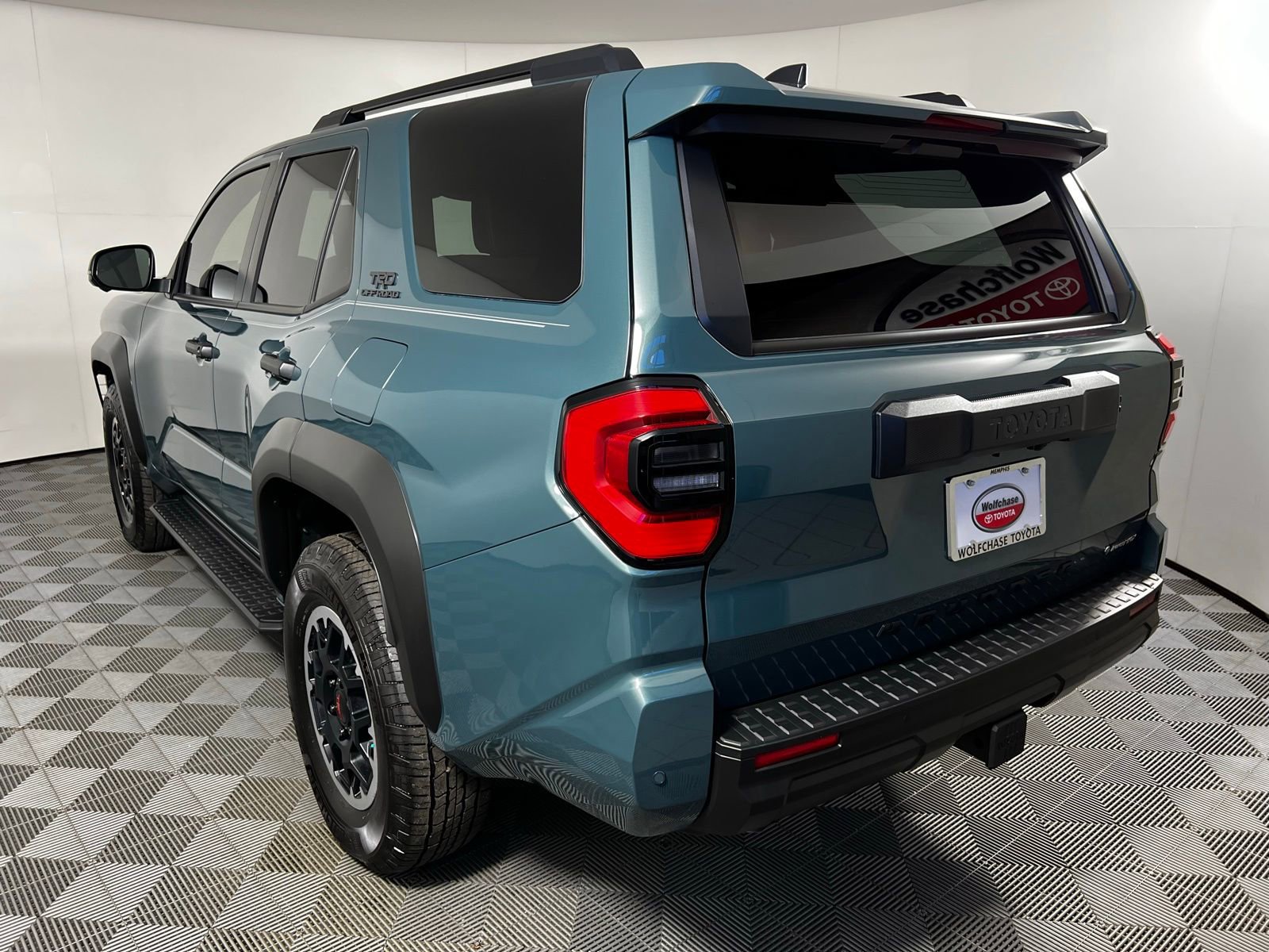 Certified 2026 Toyota 4Runner TRD Off-Road Premium AWD/4WD image 7