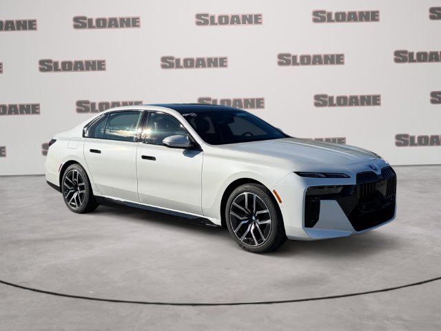 Used 2026 BMW 750e xDrive AWD/4WD image 7